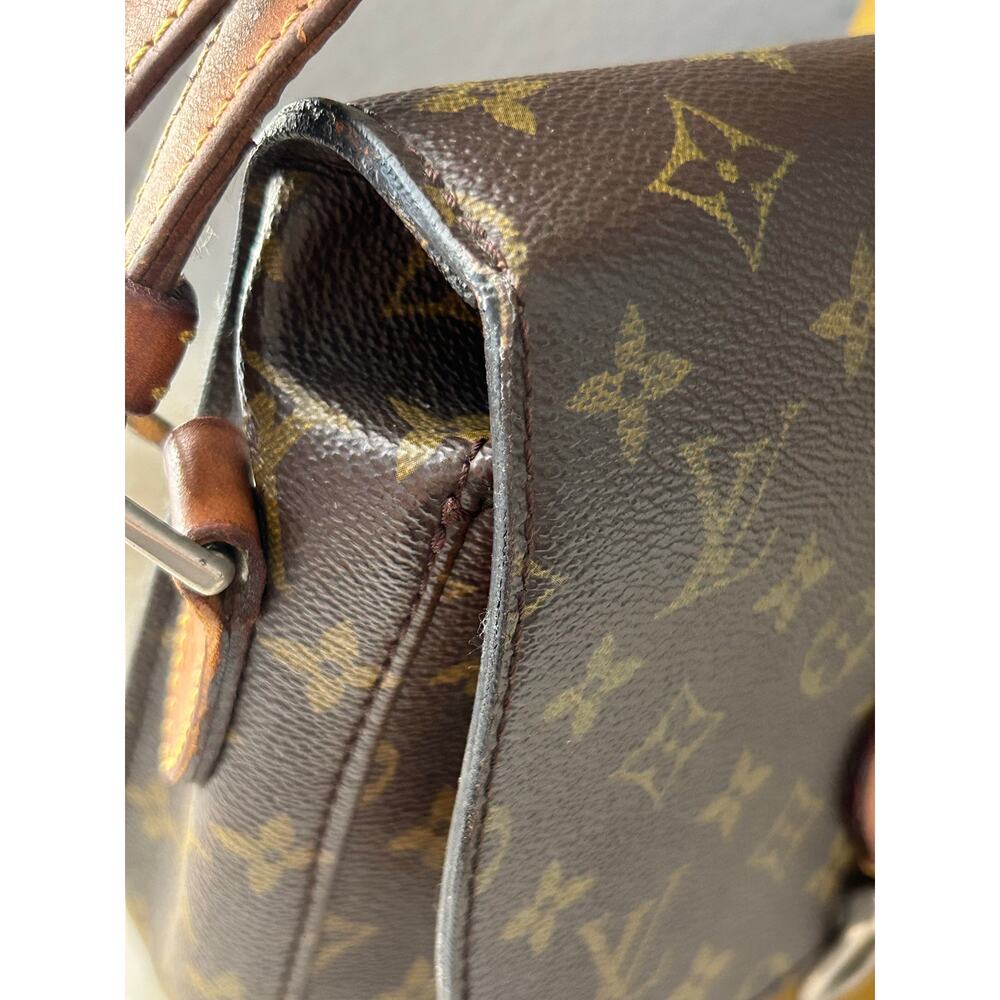 Louis Vuitton Vintage Saint Cloud Monogram GM Crossbody Bag (60s-80s) - Picture 9 of 15